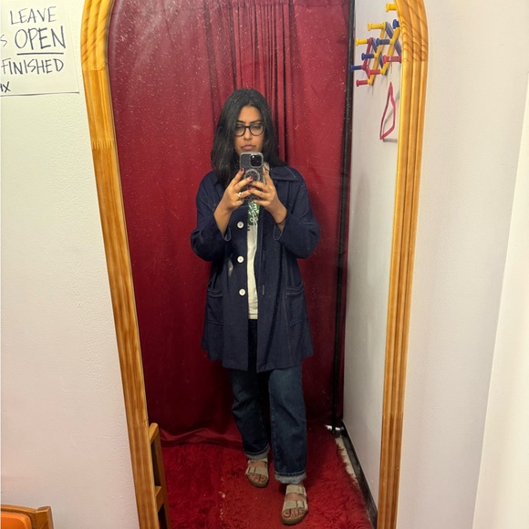 Meet your Posher, Isabelle - Picture 1 of 1